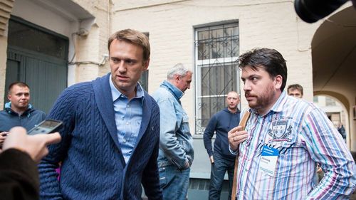 Rusia a emis un mandat de arestare pe numele lui Leonid Volkov, colaborator apropiat al lui Navalnîi, aflat în străinătate. Volkov anunțase anterior că a discutat cu reprezentați ai UE despre sancționarea apropiaților lui Putin