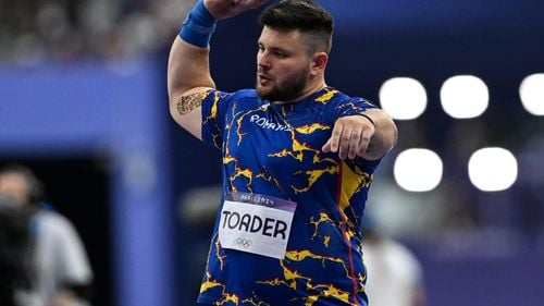 Atletul Rareş Toader a câştigat medalia de aur la aruncarea greutăţii, la Campionatul European indoor de la Apeldoorn: ”Aur după 52 de ani. Felicitări, Rareş!”