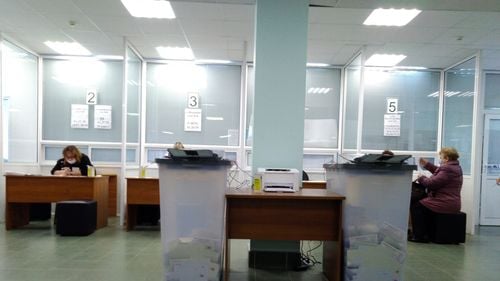 Partidul pro-prezidențial Rusia Unită se îndreaptă către o nouă majoritate zdrobitoare în urma alegerilor pentru Duma de Stat/ Comuniștii, pe locul al doilea