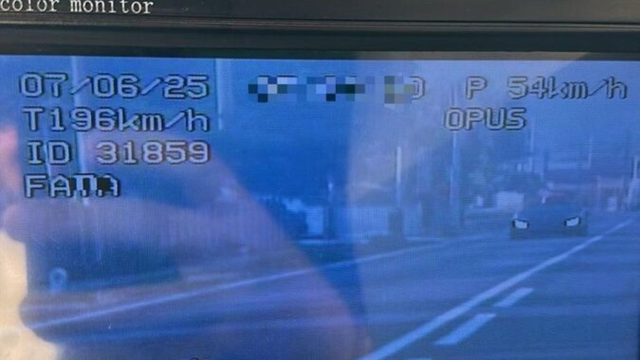 Andrew Tate, surprins cu 196 km/h într-o localitate din Vâlcea (surse)