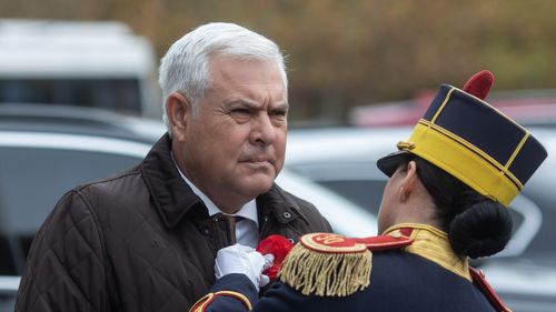 Fostul ministru al Apărării Angel Tîlvăr, decorat de Polonia
