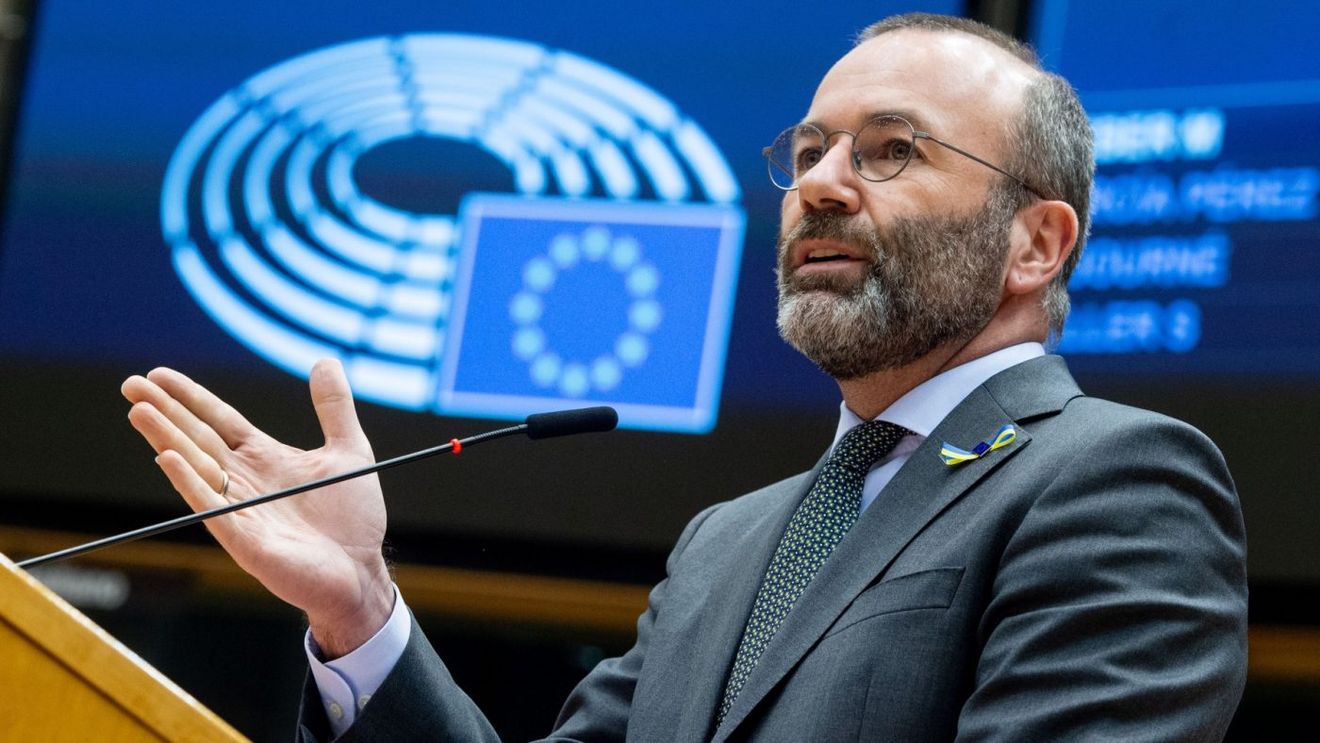 Europa s-a deplasat spre dreapta — este timpul ca și centriștii să facă același lucru, afirmă Manfred Weber