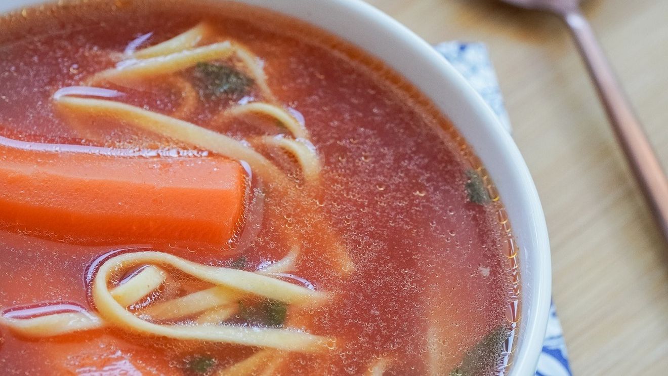 21 de turiști din Timișoara și București, majoritatea copii, de la un hotel din stațiunea bihoreană Vârtop au ajuns la spital cu toxiinfecție alimentară / A fost activat planul roşu de intervenție