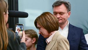 Suspiciuni că în Rusia se pregătesc fraude pentru al doilea tur al alegerilor prezidenţiale din Republica Moldova / Sunt semnale că s-ar organiza transporturi pentru votul din 3 noiembrie