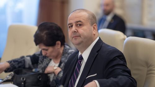 Cine este Mihai Busuioc, propunerea PSD pentru Curtea Constituțională: A redus atribuțiile Curții de Conturi exact când instituția a primit un rol principal în verificarea banilor PNRR / Facultate privată de Drept și cursuri la Colegiul Național de Apărare
