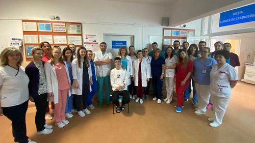 Târgu Mureș: Tânăr de 18 ani, cu risc de deces subit, salvat la Clinica de Cardiologie din cadrul Spitalului Clinic Judeţean de Urgenţă unde i s-a implantat un defibrilator intracardiac