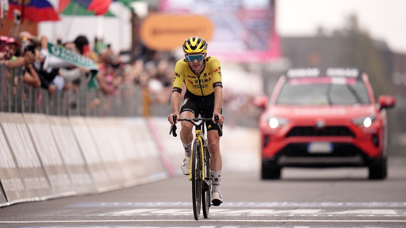 Simon Yates fură tricoul roz de la Isaac Del Toro în penultima etapă și câștigă Giro d'Italia 2025