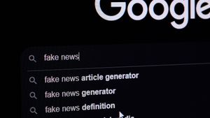 AFP: Informaţiile false distribuite pe reţelele de socializare poluează campania electorală din SUA