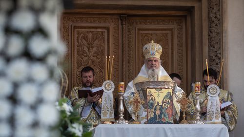 DOCUMENT Ministrul Rafila și Patriarhul Daniel au semnat un protocol de colaborare pe zece ani între Ministerul Sănătății și Patriarhie. Ministerul va avea un post de responsabil cu activitatea de asistență religioasă