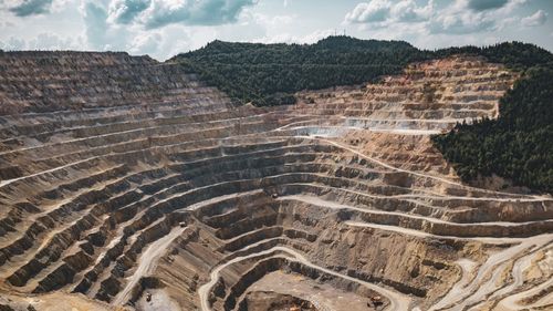 Creştere puternică a cererii de uraniu, pe fondul cererii tot mai mari de energie nucleară