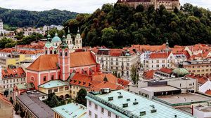 Slovenia va introduce în Constituţie dreptul de a utiliza numerarul