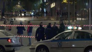Explozie în faţa companiei Hellenic Train la Atena / Poliţia a indicat că mai devreme a fost primit un apel anonim