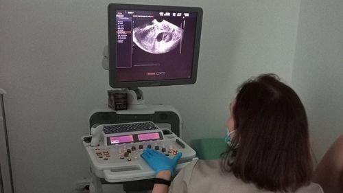 Șeful unei clinici private susține că o rachetă a lovit o maternitate de lângă Kiev