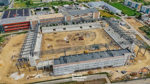 VIDEO FOTO | Stadionul cu peste 10.000 de locuri, unul dintre cele mai așteptate proiecte din Timișoara, la 80 la sută. Se așteaptă acoperișul, iarba, instalația de nocturnă și scaunele