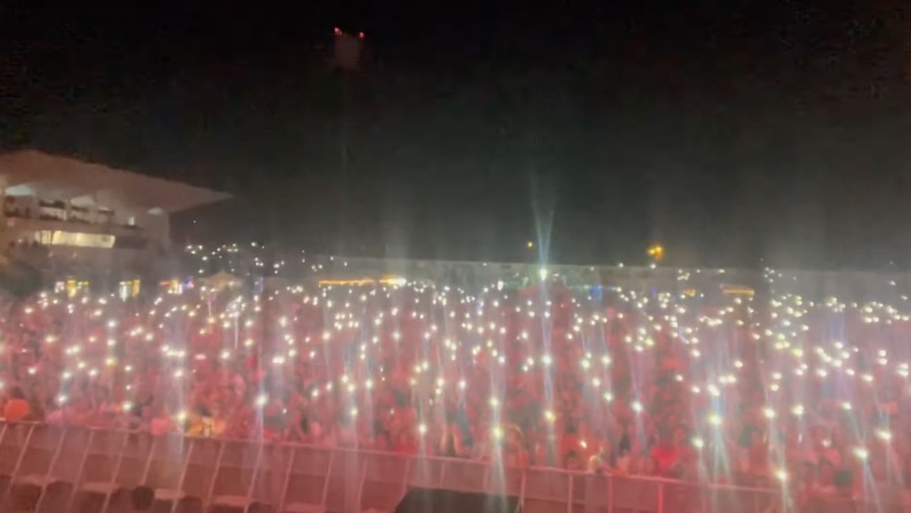 VIDEO Iași: Mii de oameni au venit pe stadionul Emil Alexandrescu, la concertele din cadrul Festivalului Inimo