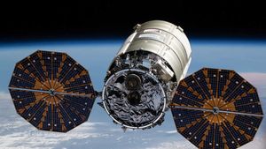 Obiectul căzut din cer care a străpuns acoperişul unei locuinţe din statul american Florida provine de pe Staţia Spaţială Internaţională, confirmă NASA