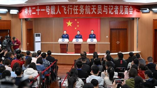 China anunță că va trimite oameni pe Lună până în 2030, înainte de lansarea noii stații spațiale