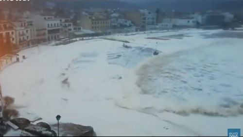 Operaţiunile de pe Aeroportul Palma de Mallorca, paralizate temporar de ploi torenţiale