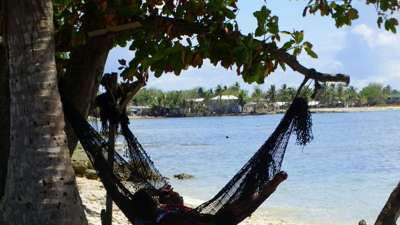 Peste o treime din populaţia din Tuvalu, ţară insulară care se scufundă, a solicitat vize climatice pentru Australia