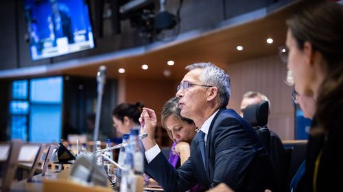 Stoltenberg: Este clar că Rusia este supusă unei presiuni puternice în Ucraina. Dacă pleacă din Herson ar fi o altă victorie pentru Kiev