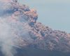 Trafic aerian închis parțial în zona Siciliei / Erupție a vulcanului Etna / Emisiile de cenuşă au început duminică în jurul orei 05:45