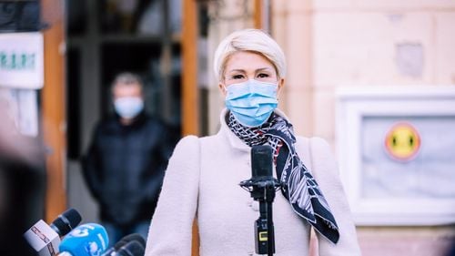 20 de bărbați și o femeie în Guvernul Cîțu / Ce spun Constituția României și legea privind egalitatea de șanse între bărbați și femei