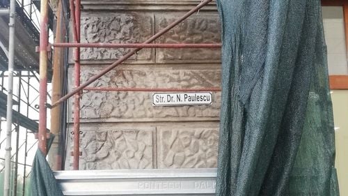 Semnal legat de denumirea unor străzi din Timișoara: ”Aceste plăcuțe stradale arată a sarcofage memoriale” / Străzile Paulescu, Goga și Cioran, considerate de un profesor sibian ”sicriele nominale în care Timișoara și-a îngropat demnitatea democratică”