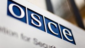 OSCE monitorizează alegerile prezidențiale din România: 13 experți și 22 de observatori se află în țară pe tot parcursul campaniei / Primele concluzii vor fi anunțate pe 5 mai, a doua zi după primul tur