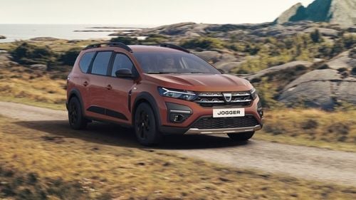 Dacia a prezentat la Munchen noul model Jogger. Prețul noii mașini va fi de circa 15.000 euro