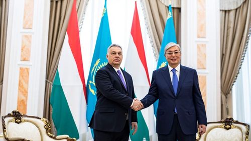 Premierul ungar Viktor Orban „și-a exprimat solidaritatea” cu președintele Kazahstanului și „condoleanțe pentru numeroșii morți”: „Le-am oferit ajutorul nostru”
