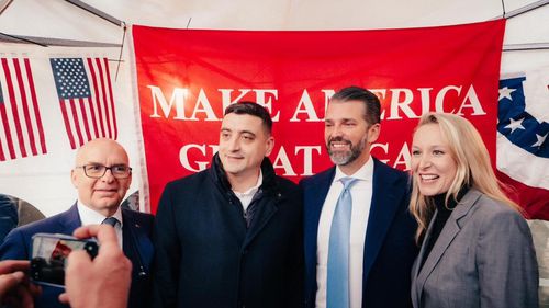 Exit-polluri la alegerile din România: George Simion, susținător înfocat al lui Trump, câștigă primul tur (Politico)