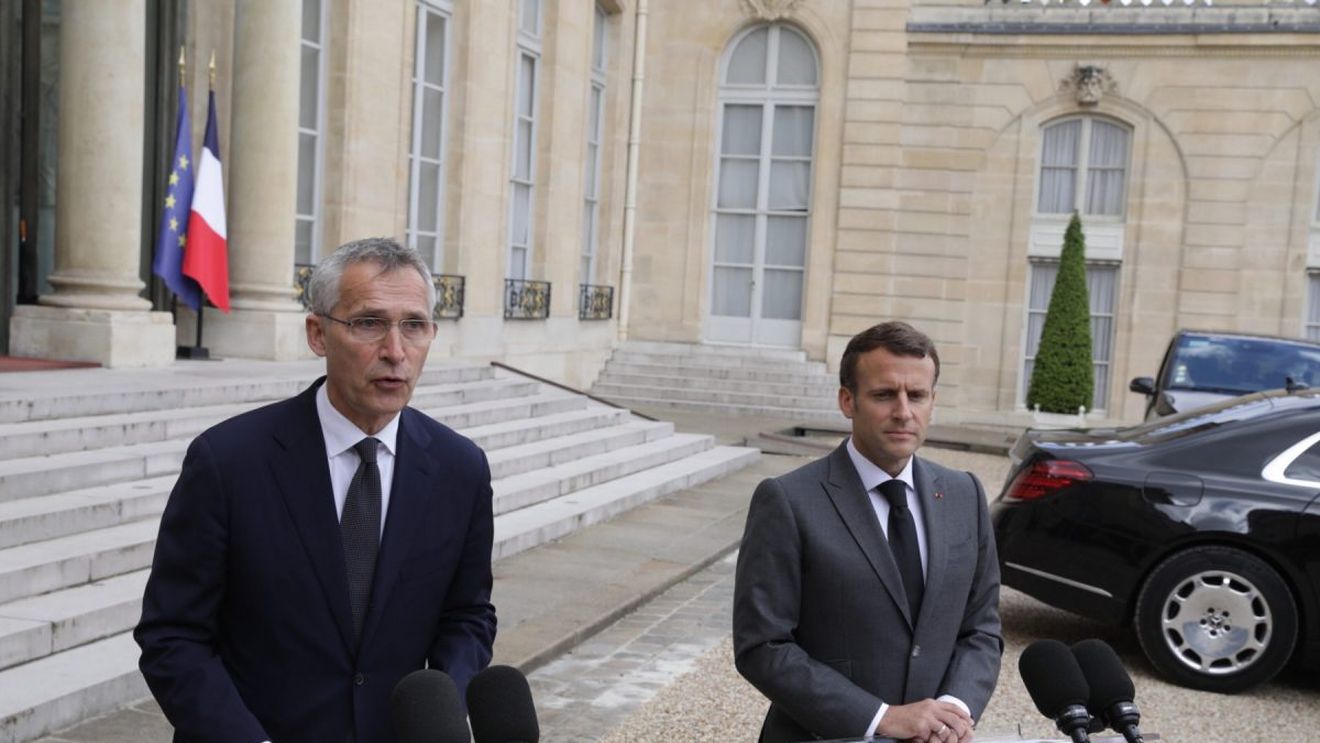 Emmanuel Macron anunță că Franța va accelera desfăşurarea de militari în România, în cadrul NATO
