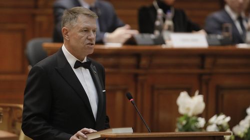 VIDEO Președintele Iohannis a depus jurământul pentru al doilea mandat: ”Dragi români din străinătate, și nouă ne este dor de voi și vă așteptăm acasă”