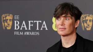 ”Oppenheimer”, marele câștigător la Premiile BAFTA 2024/ Șapte trofee pentru povestea bombei atomice, niciun trofeu pentru Barbie, la gala Academiei Britanice de Film și Televiziune/ Lista câștigătorilor