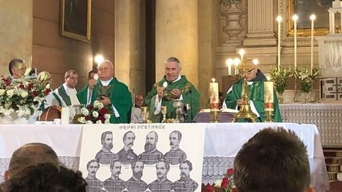 Peste 1000 de maghiari au participat la comemorarea revoluției pașoptiste, în parcul Reconcilierii din Arad / Pentru prima dată discursurile n-au mai fost traduse în boxe pentru public / A fost prezent și vicepremierul Ungariei, Semjen Zsolt