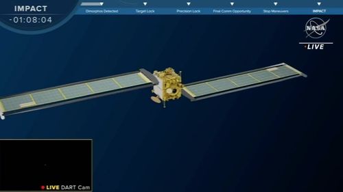 VIDEO Vehiculul spaţial al NASA a lovit intenţionat un asteroid, o premieră pentru omenire / Inginerul misiunii: "Cred că acum pământenii pot dormi liniştiţi, aşa cum voi face eu”