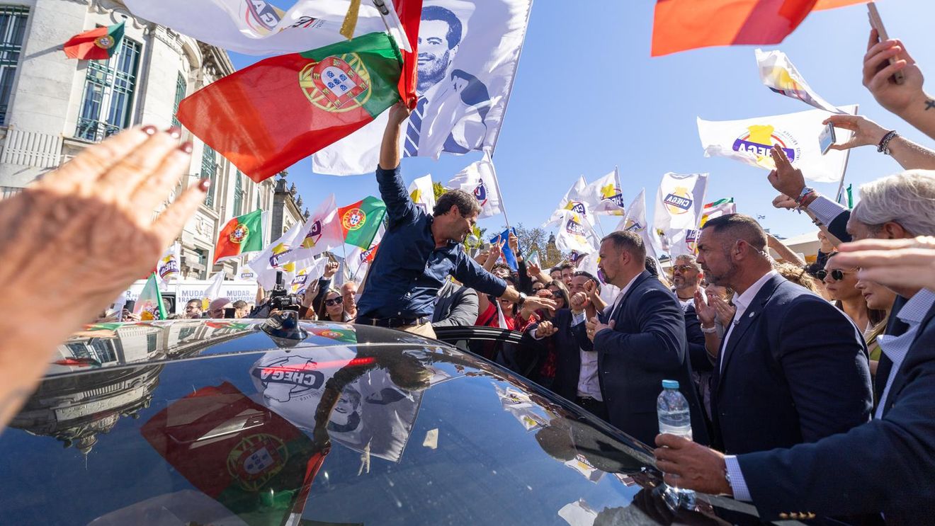 Guvernul portughez şi extrema dreaptă au ajuns la un acord asupra legii ce privește cetăţenia