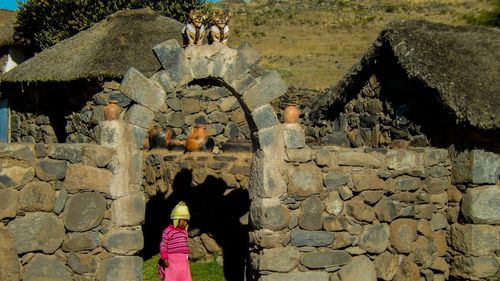 Aproape 100.000 de orfani din cauza epidemiei de COVID-19, în Peru