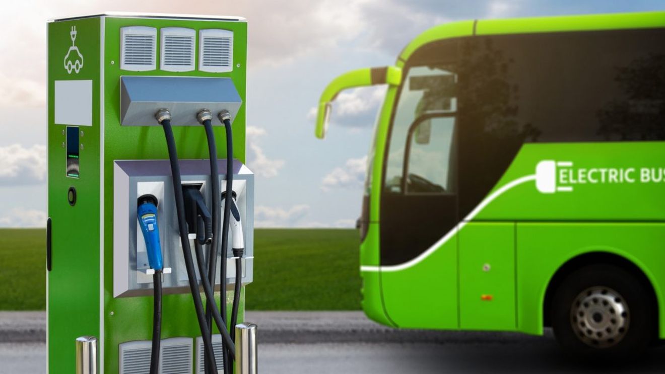 Primăria Deva cumpără 26 de autobuze electrice și instalează stații de încărcare