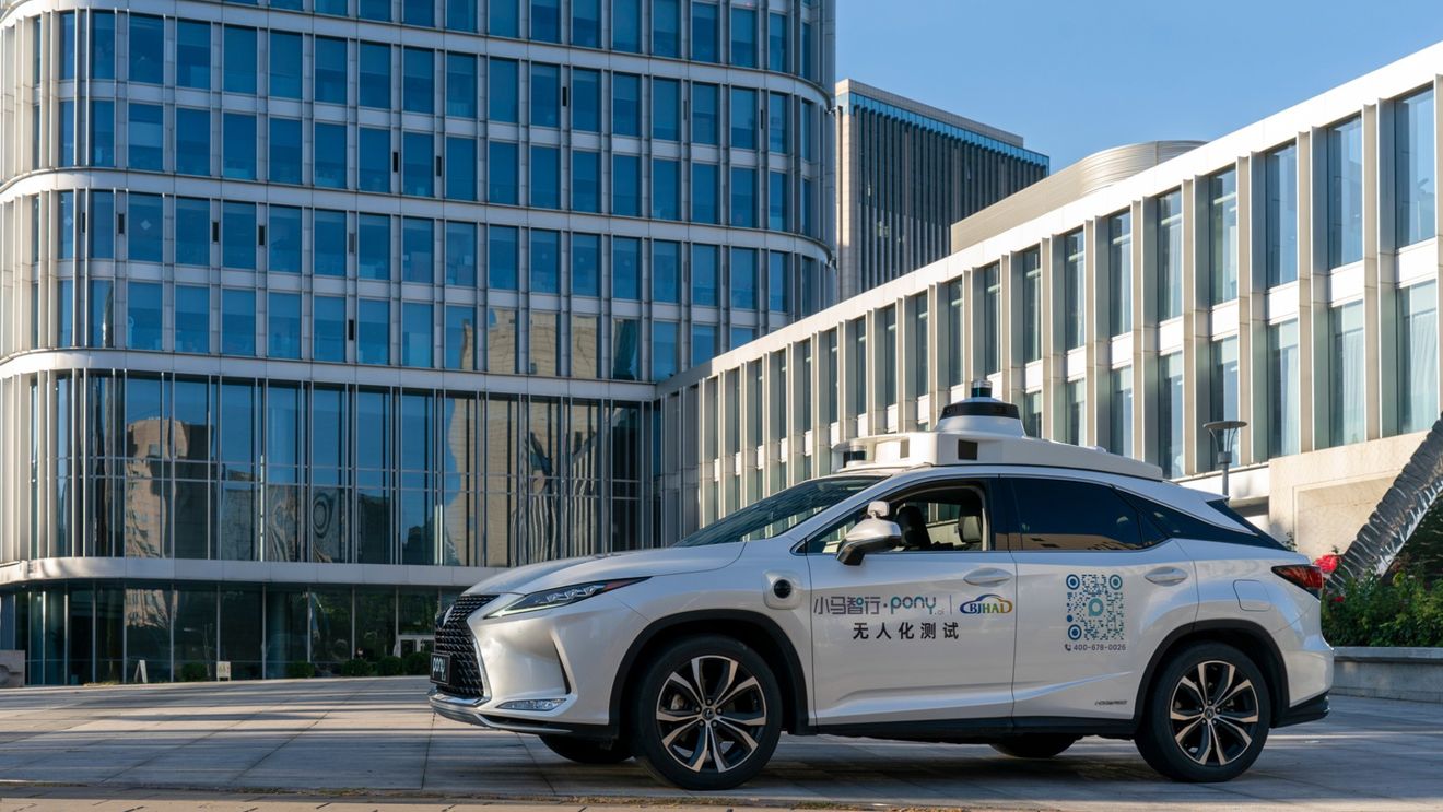 Două companii chineze au obținut aprobare pentru a oferi servicii de transport cu vehicule autonome, fără şoferi, în Beijing