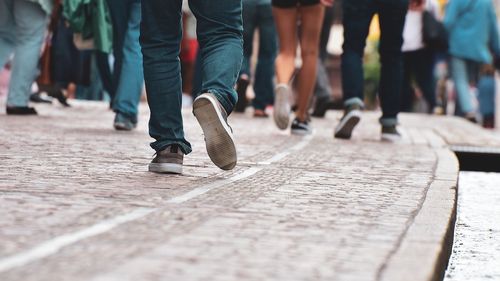 Asociația Postului Terapeutic organizează o călătorie pe traseul Iași – București, pe jos / În cele 23 de zile câte se vor afla pe drum, participanții  nu vor mânca nimic