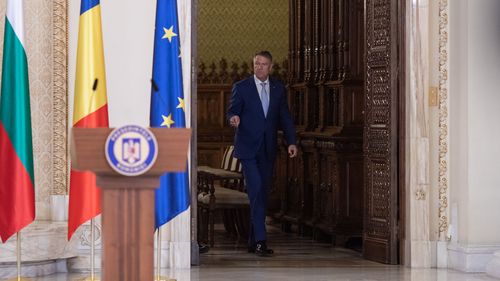 Preşedintele Klaus Iohannis participă joi şi vineri la reuniunea Consiliului European / Liderii europeni discută măsuri suplimentare necesare pentru a asigura securitatea aprovizionării şi scăderea preţurilor la energie