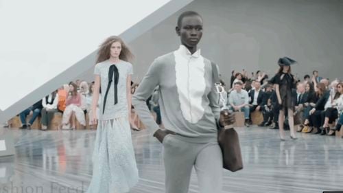 Dior sub semnul disonanței: debutul lui Jonathan Anderson transformă podiumul într-un laborator Loewe / O colecție fragmentată, cerebrală și lipsită de fluiditatea poetică a ADN-ului Dior, care marchează un început curajos, dar dezamăgitor pentru casa franceză