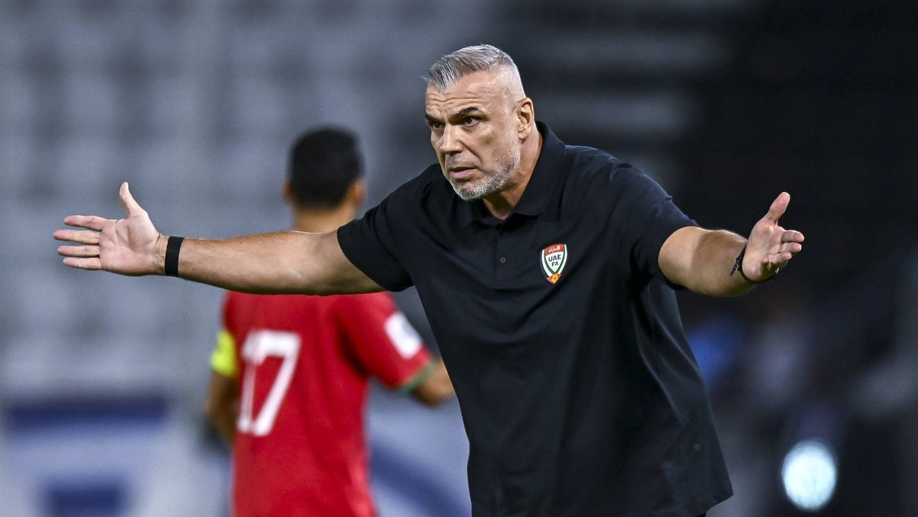 Cosmin Olăroiu, noul antrenor al echipei Al-Jazira