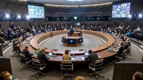 Statele Unite i-au informat pe aliații din NATO în legătură cu stadiul discuțiilor cu Rusia
