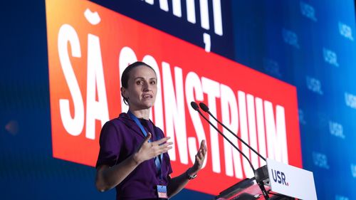Fosta ministră Ana Birchall acuză că ministra de Externe Oana Țoiu a declanșat un scandal diplomatic cu China și că a fost la Moscova în 2014 imediat după ce Vladimir Putin a anexat ilegal Crimeea