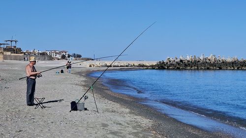 Temperaturi peste cele obişnuite, în această săptămână, în toată ţara,  şi ploi în vest şi sud-vest / Cum va fi vremea în minivacanţa de 1 Mai