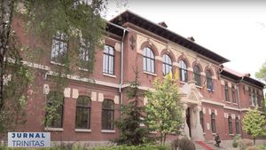Deputatul Moşteanu, după ce un profesor a fost arestat preventiv pentru agresiune sexuală asupra unei eleve: Este inacceptabil ca şcolile din România să fie tratate ca sinecuri între PSD şi PNL, în timp ce inspectoratele şcolare sunt profund politizate