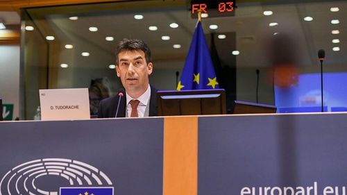 VIDEO Dragoș Tudorache despre raportul Matic din Parlamentul European: E despre drepturile femeilor, despre politicile de sănătate publică. Din păcate, toată discuția s-a concentrat pe prostia cu bărbații care nasc
