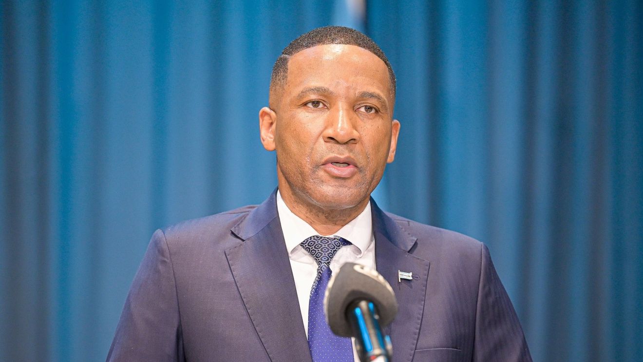 Președintele statului Botswana declară stare de urgență națională în domeniul sănătății publice, întrucât țara africană se confruntă cu o penurie de medicamente și echipamente medicale esențiale